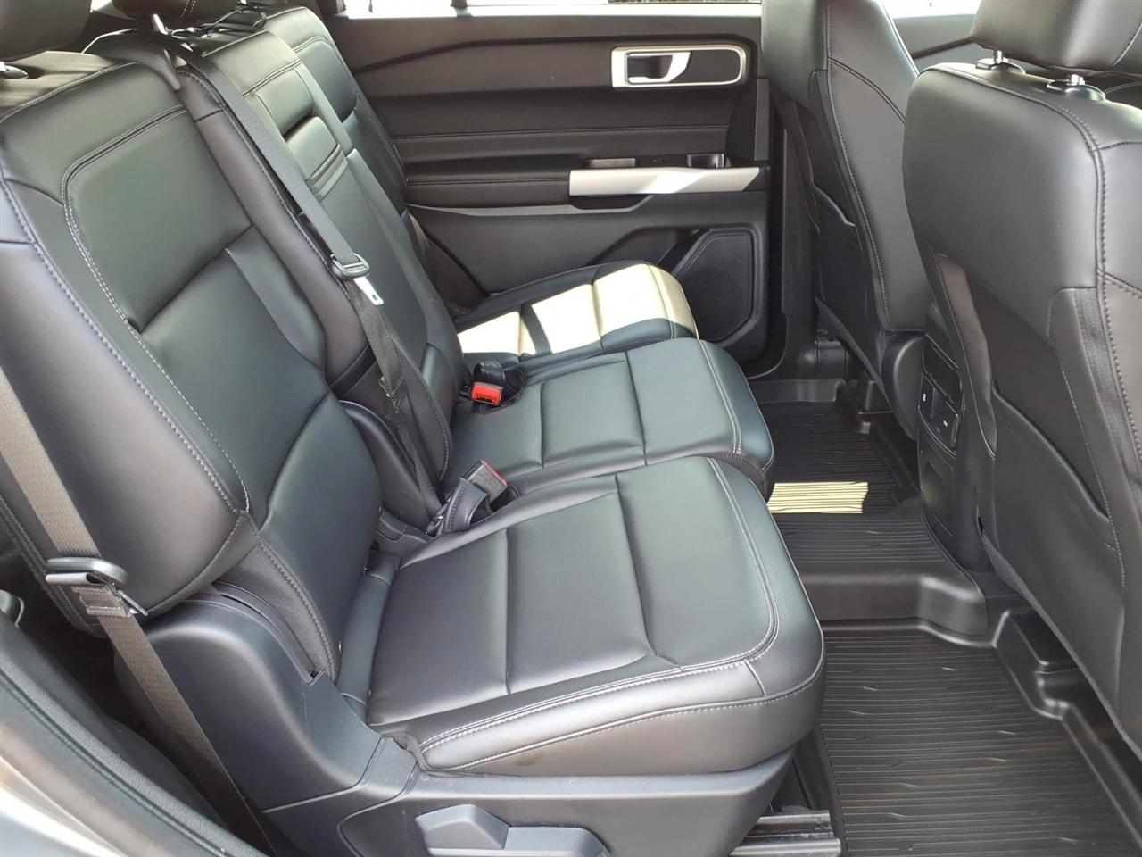 Ford Explorer XLT 4WD 2024