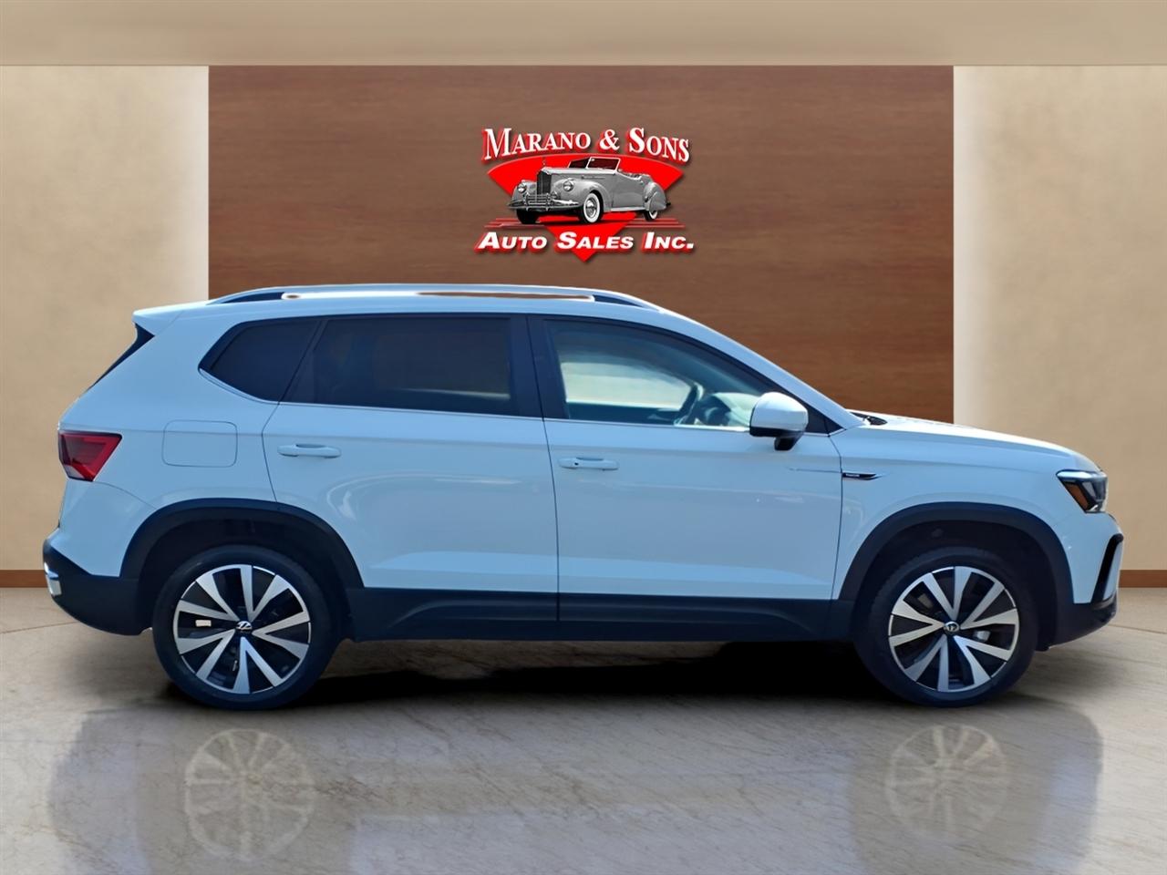 Volkswagen Taos SE FWD 2024