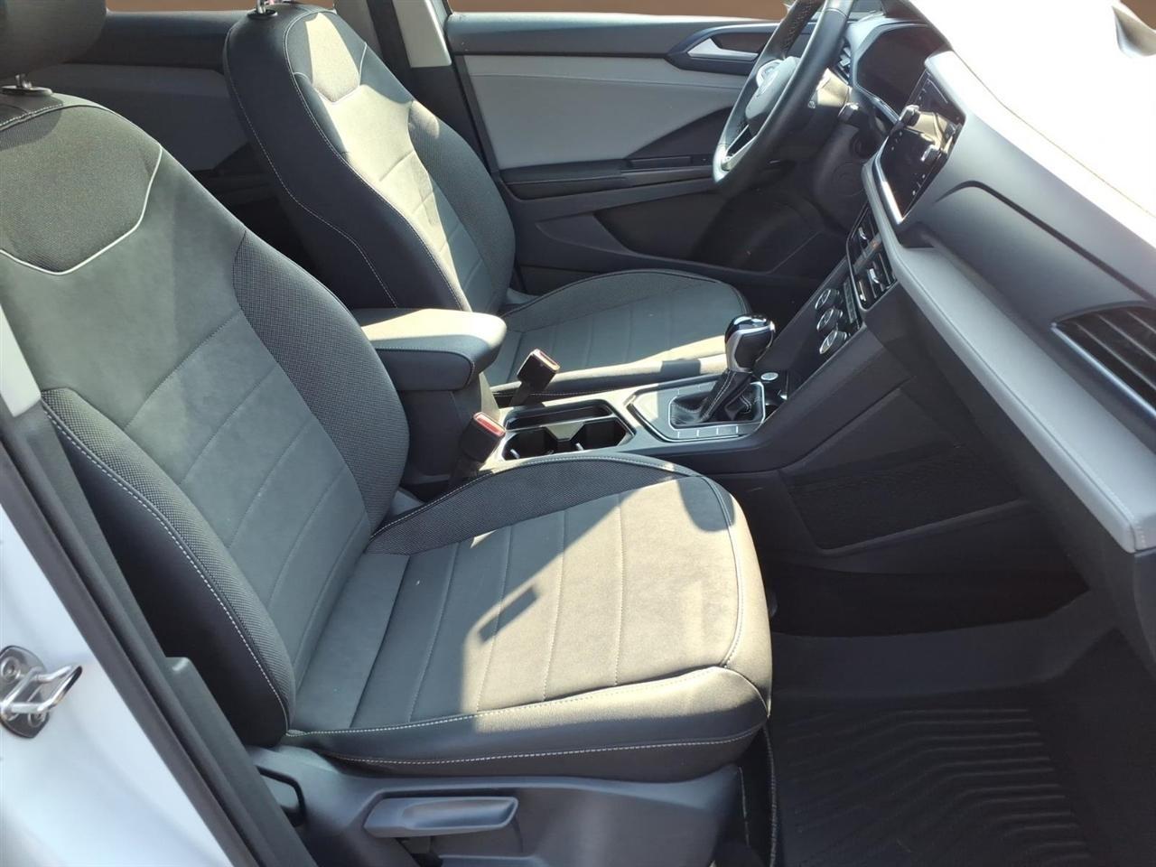 Volkswagen Taos SE FWD 2024