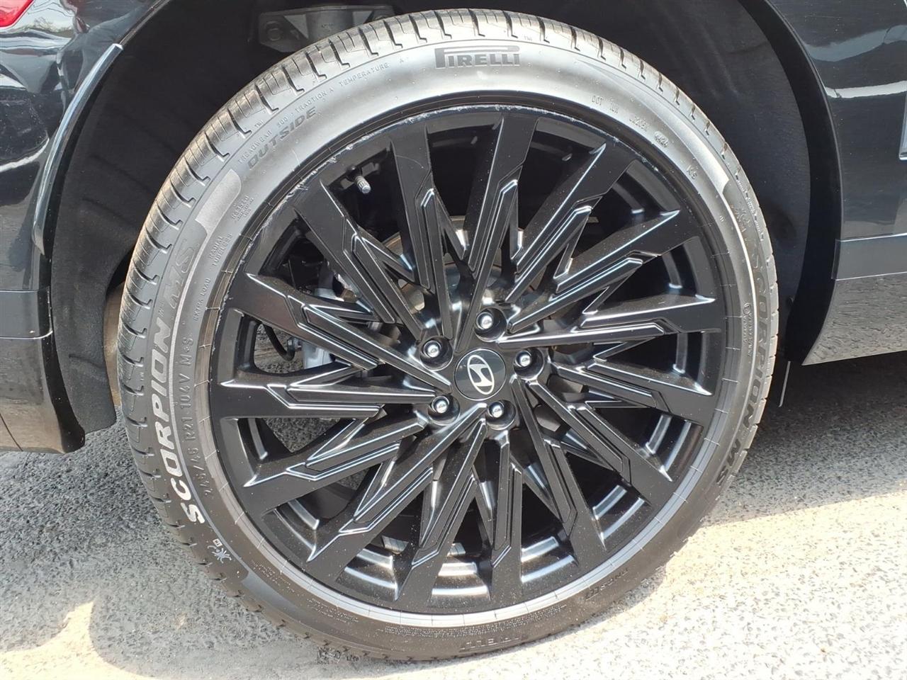 Hyundai Santa Fe Calligraphy AWD 2025