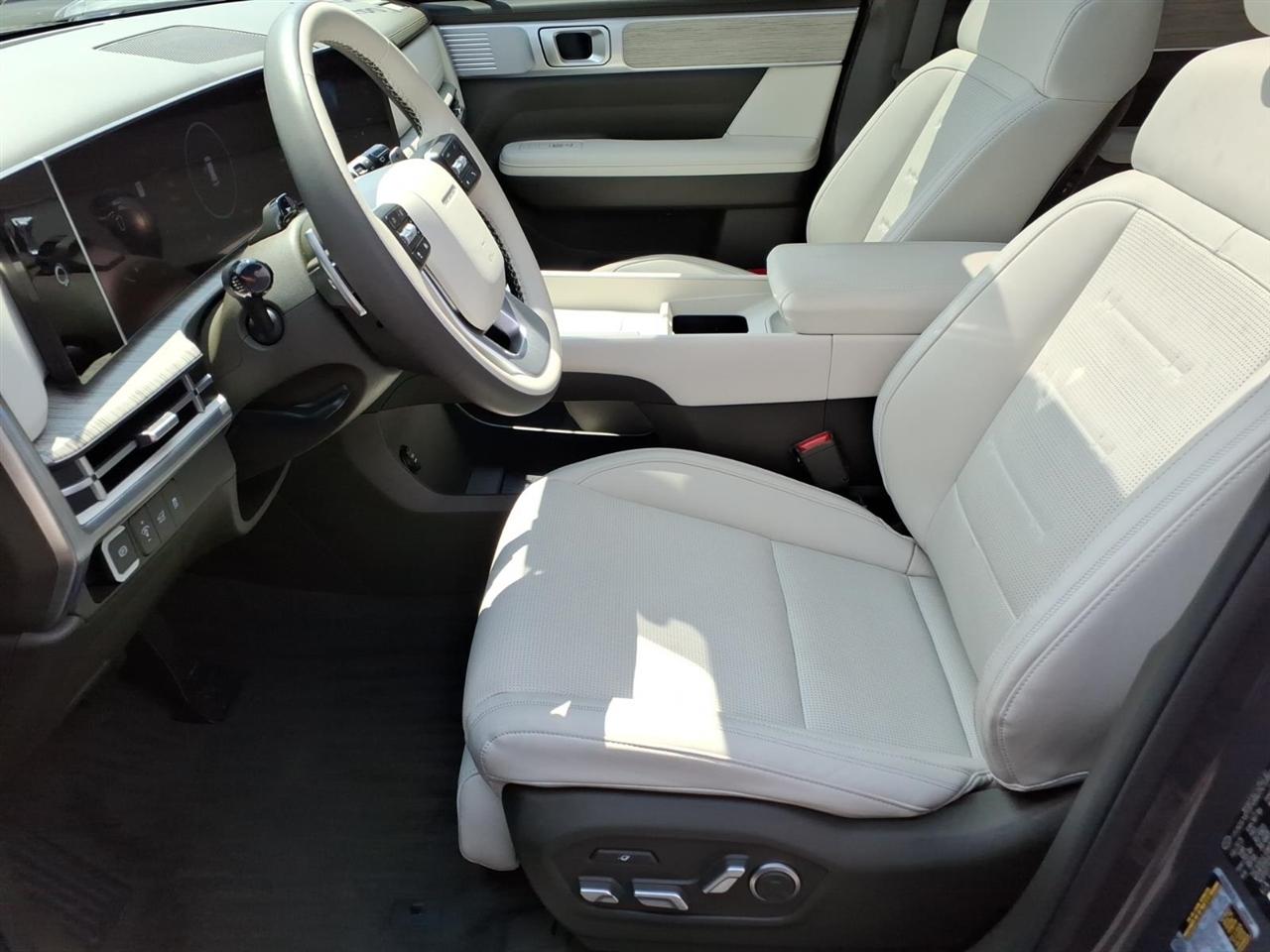 Hyundai Santa Fe Calligraphy AWD 2025