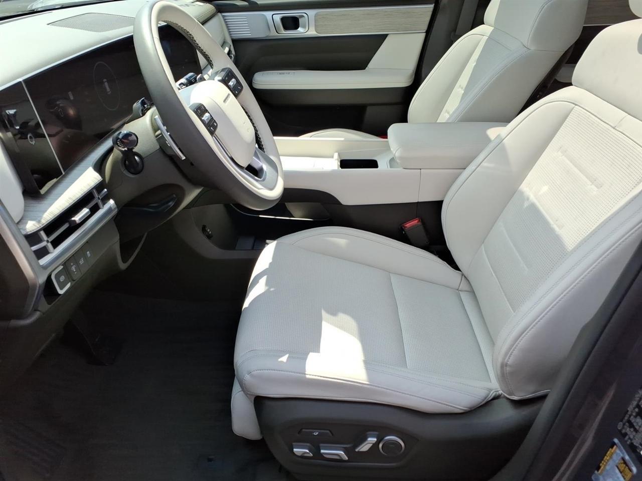 Hyundai Santa Fe Calligraphy AWD 2025