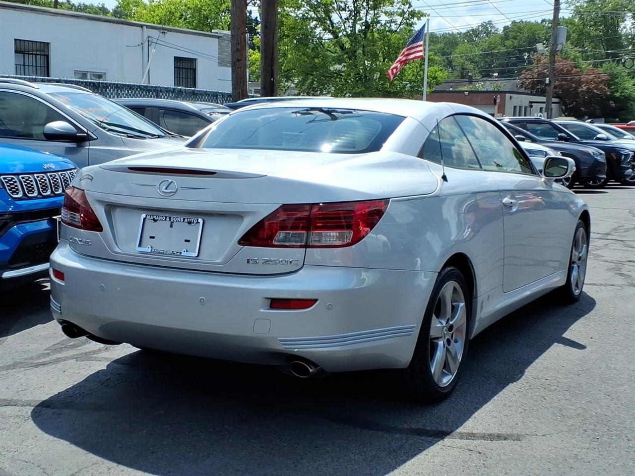 Lexus IS 250C 2dr Conv Man 2010