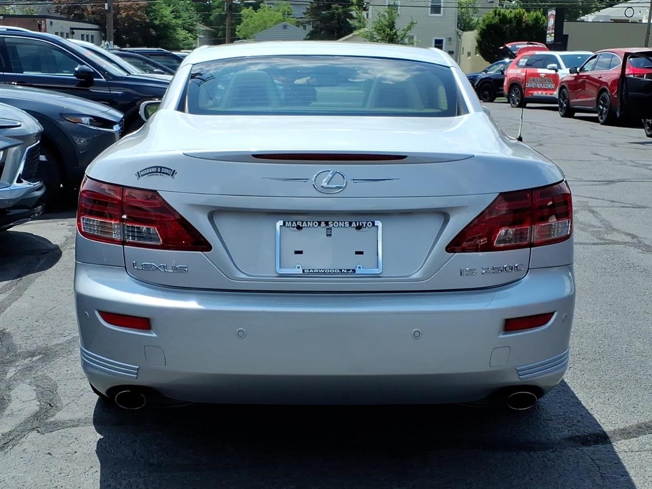 Lexus IS 250C 2dr Conv Man 2010