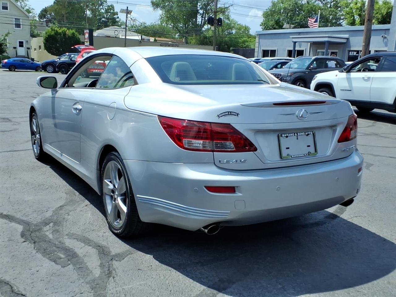 Lexus IS 250C 2dr Conv Man 2010