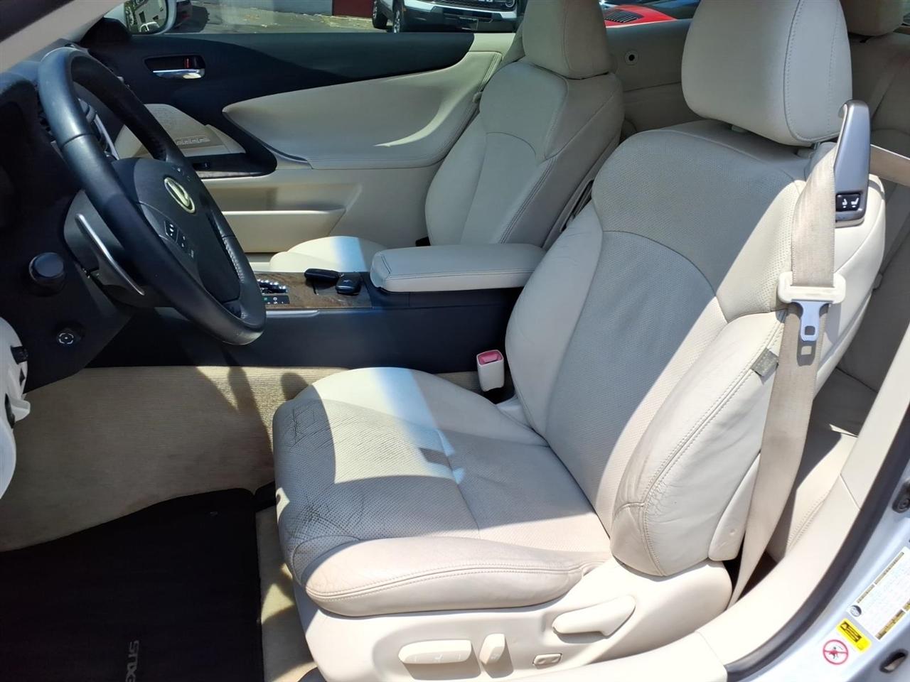 Lexus IS 250C 2dr Conv Man 2010