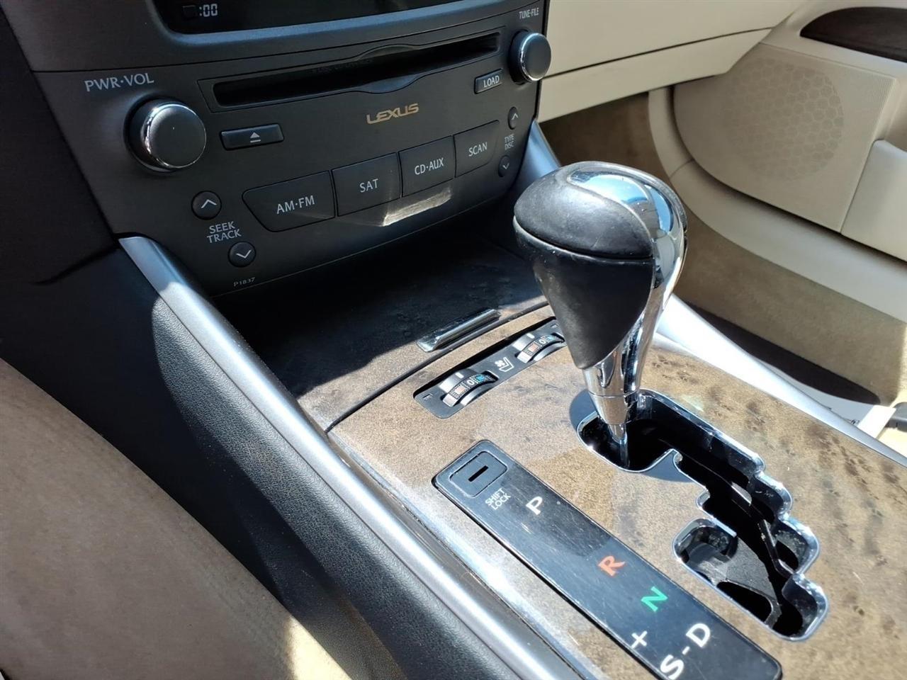 Lexus IS 250C 2dr Conv Man 2010