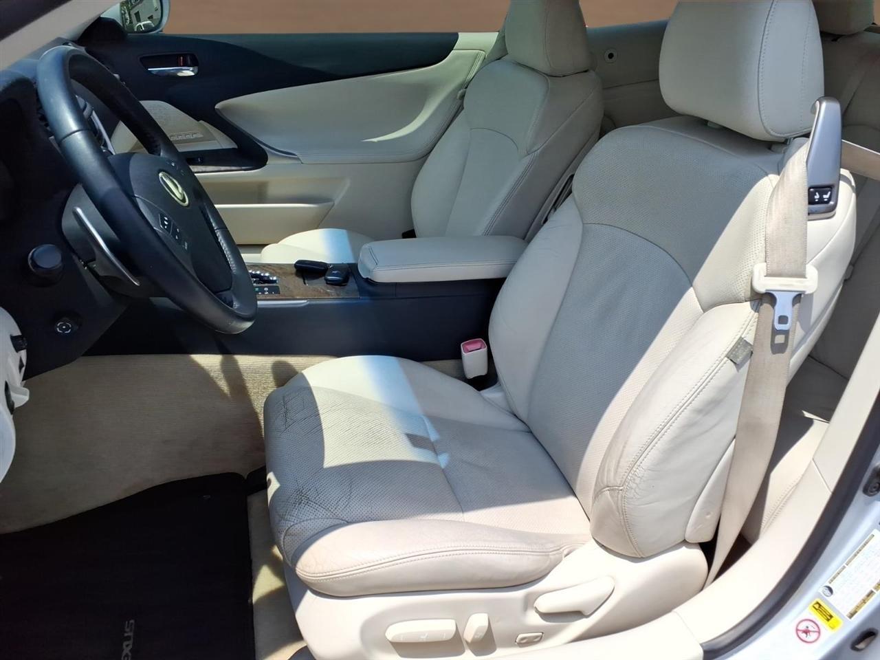 Lexus IS 250C 2dr Conv Man 2010