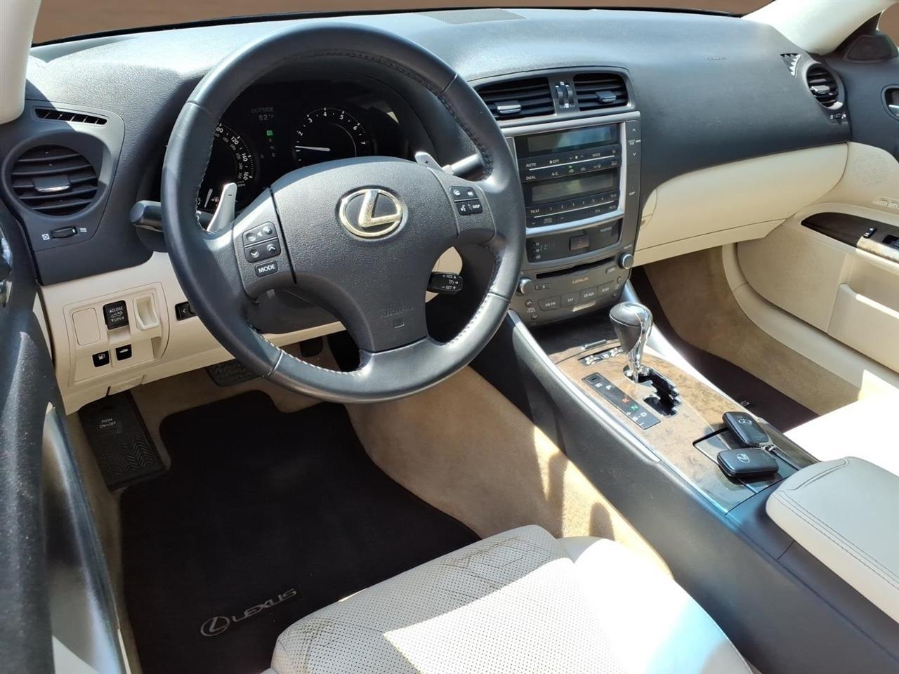 Lexus IS 250C 2dr Conv Man 2010