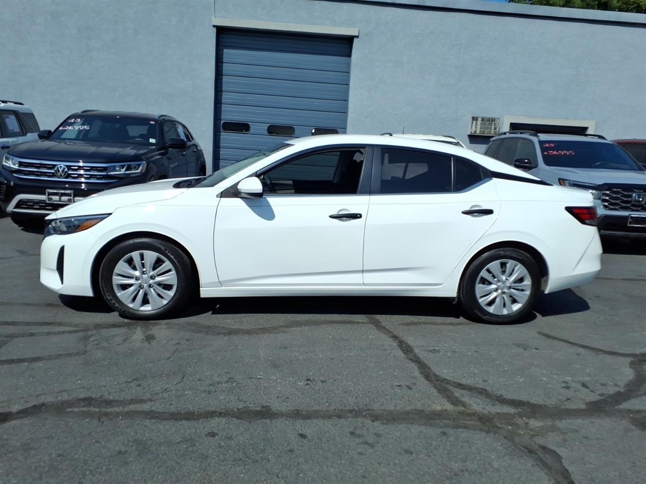 Nissan Sentra S CVT 2025
