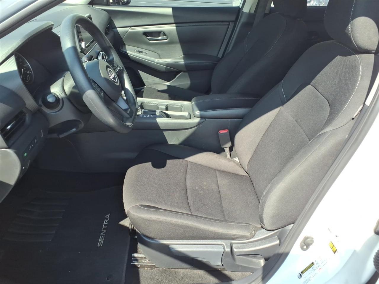 Nissan Sentra S CVT 2025