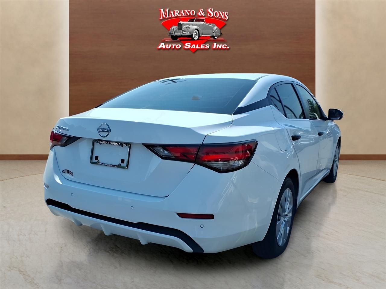 Nissan Sentra S CVT 2025