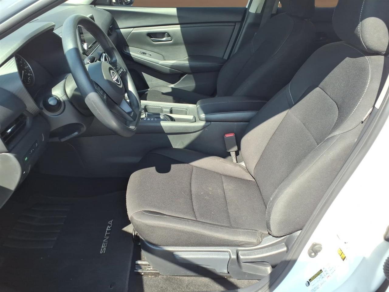 Nissan Sentra S CVT 2025