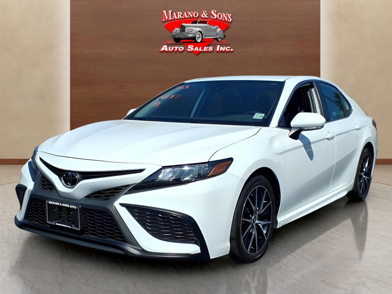 2023 Toyota Camry SE Auto (Natl)