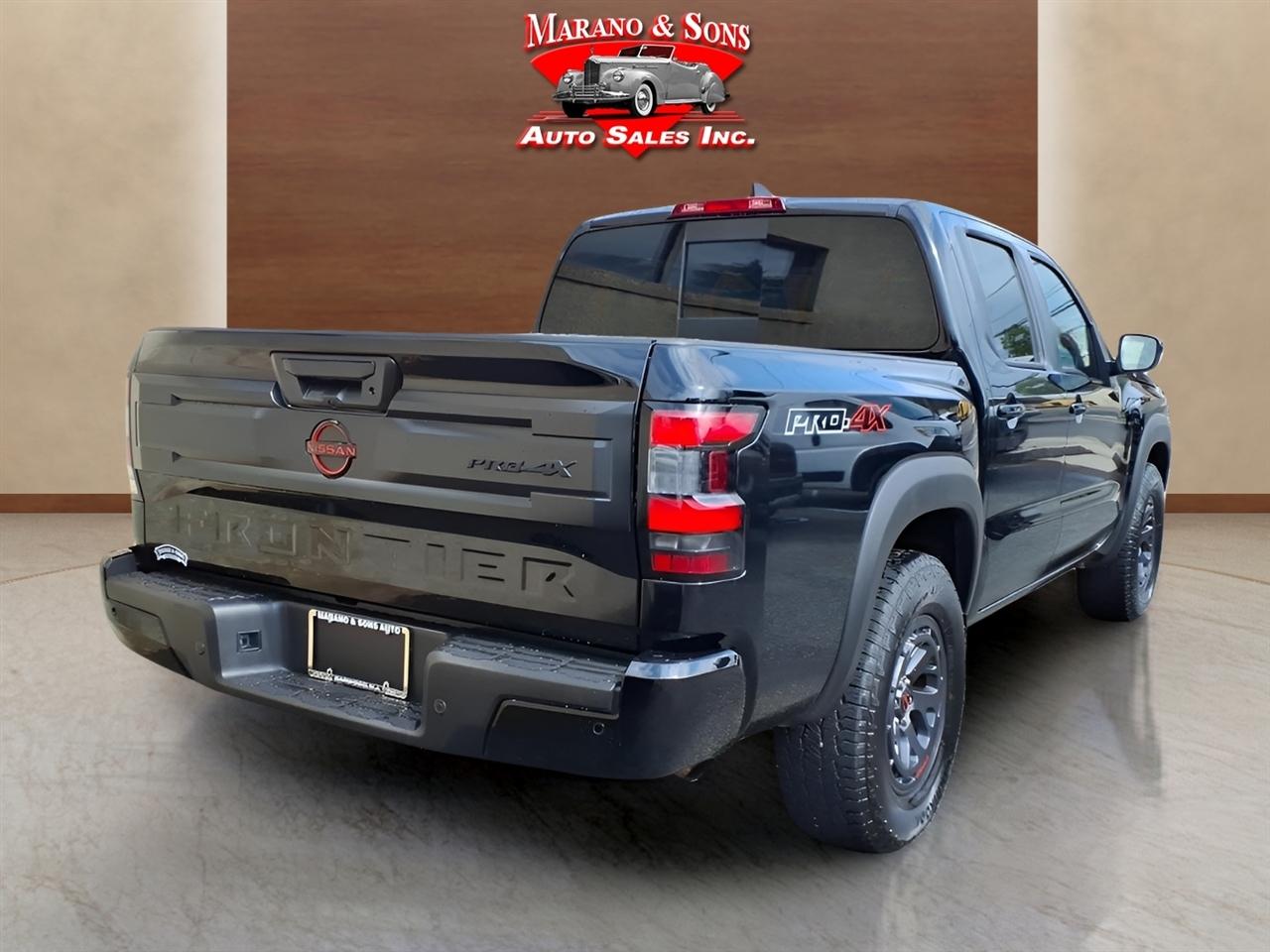 Nissan Frontier Crew Cab 4x4 PRO-4X 2026