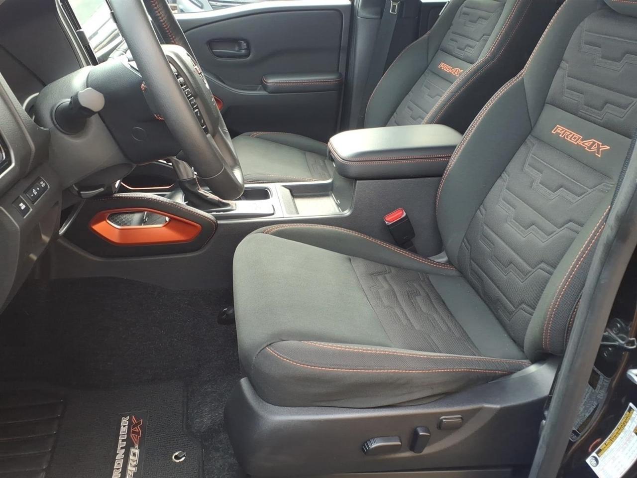Nissan Frontier Crew Cab 4x4 PRO-4X 2026