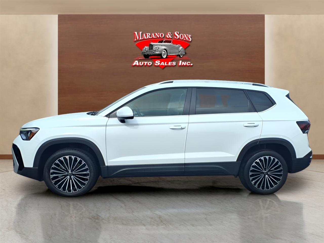 Volkswagen Taos SE FWD 2025