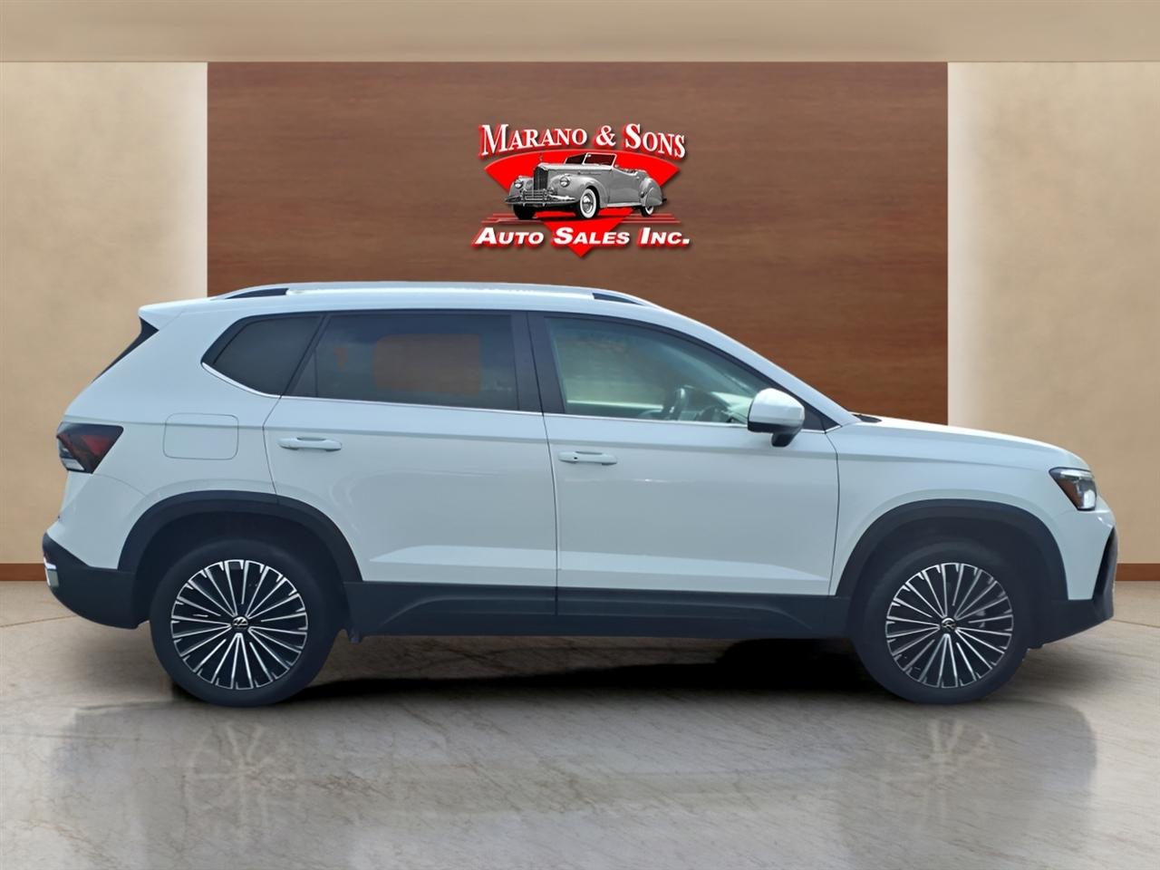 Volkswagen Taos SE FWD 2025