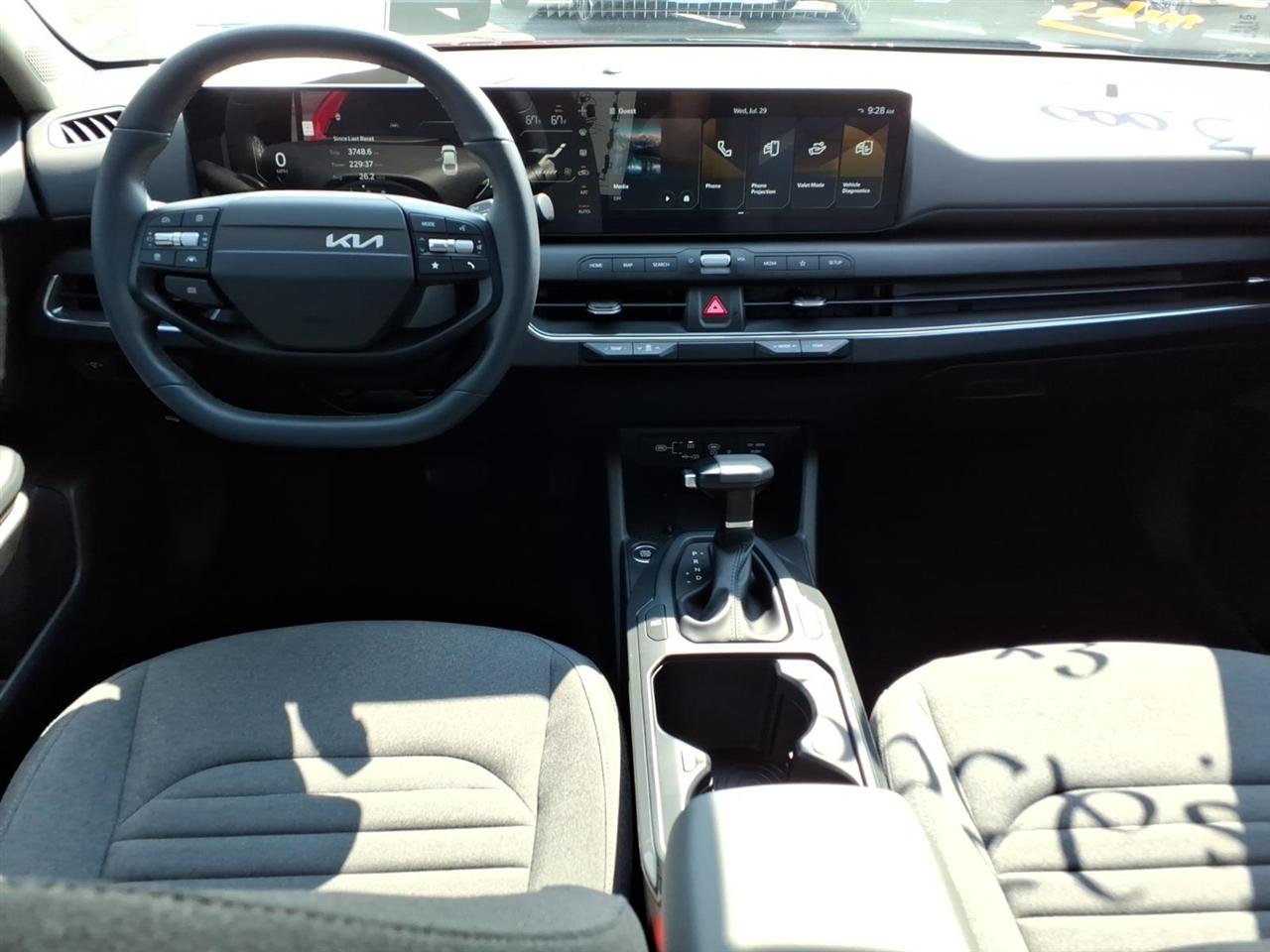 Kia K4 EX FWD 2025