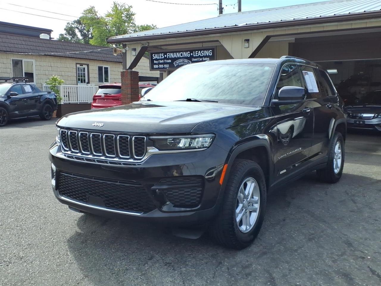 Jeep Grand Cherokee Laredo 4x4 2023