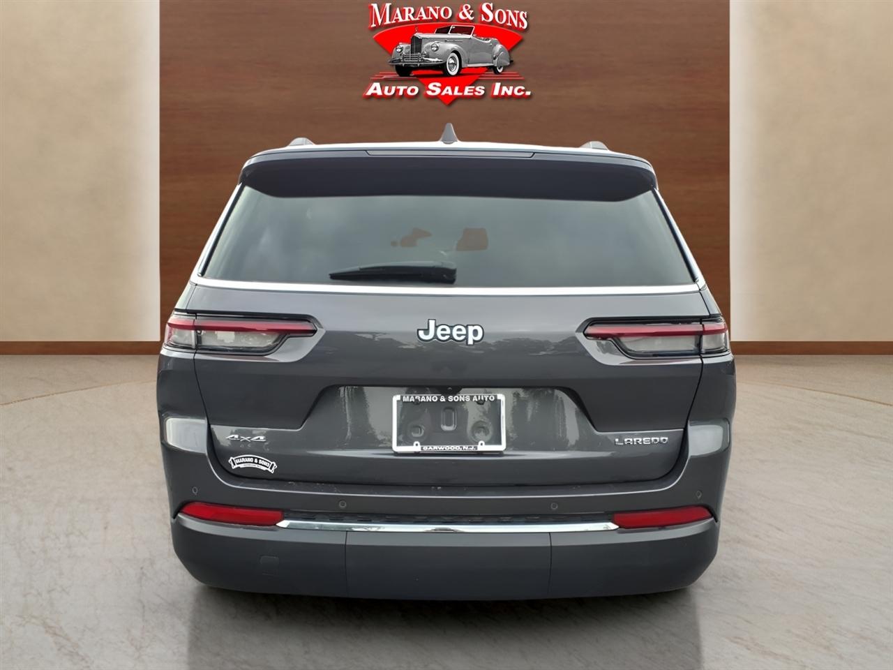 Jeep Grand Cherokee L Laredo 4x4 2024