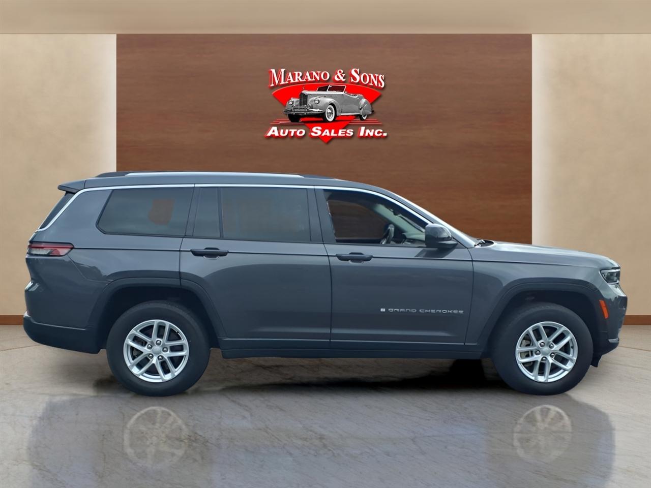 Jeep Grand Cherokee L Laredo 4x4 2024