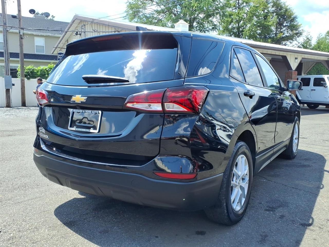 Chevrolet Equinox FWD 4dr LS w/1LS 2023