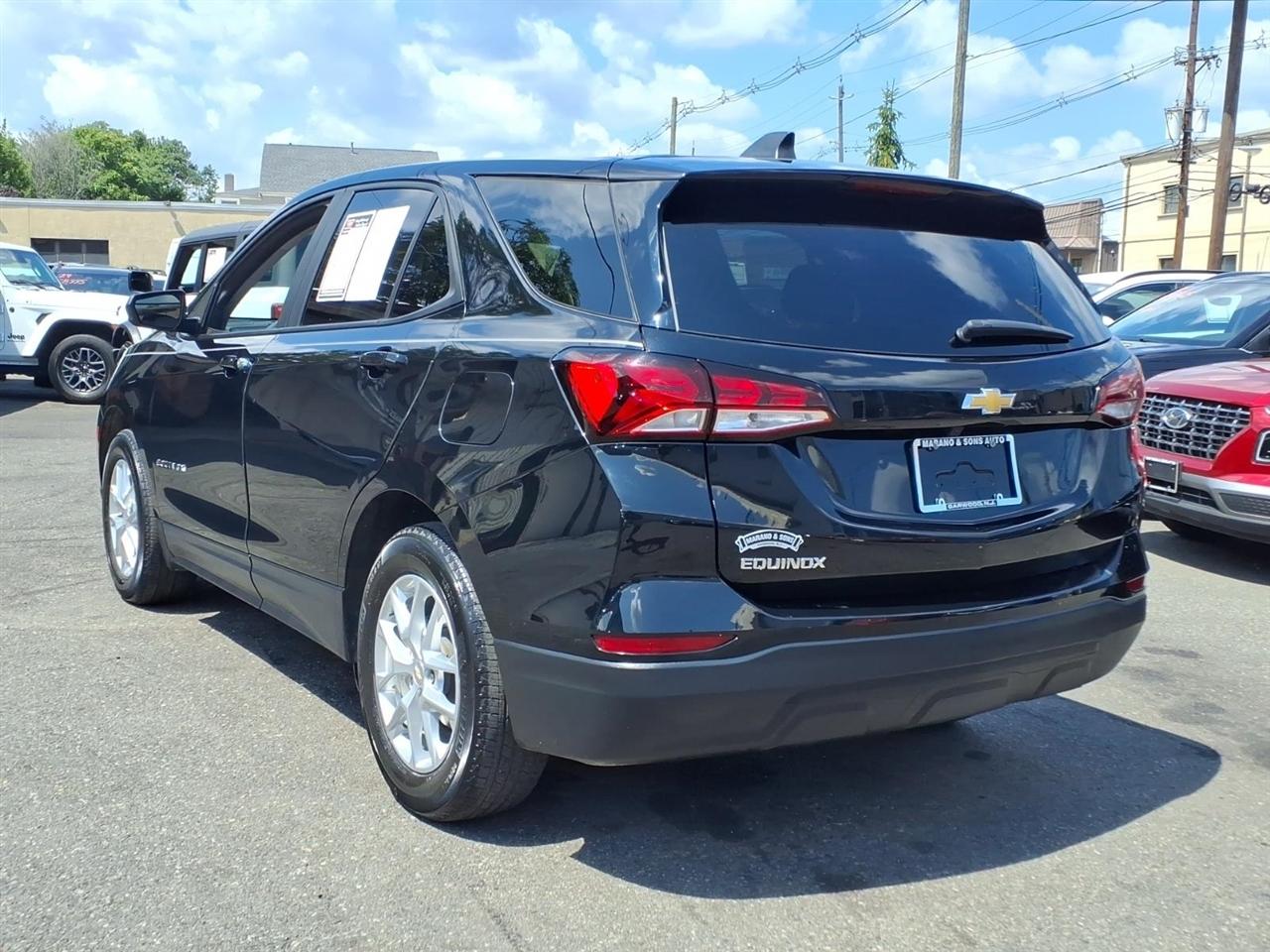 Chevrolet Equinox FWD 4dr LS w/1LS 2023