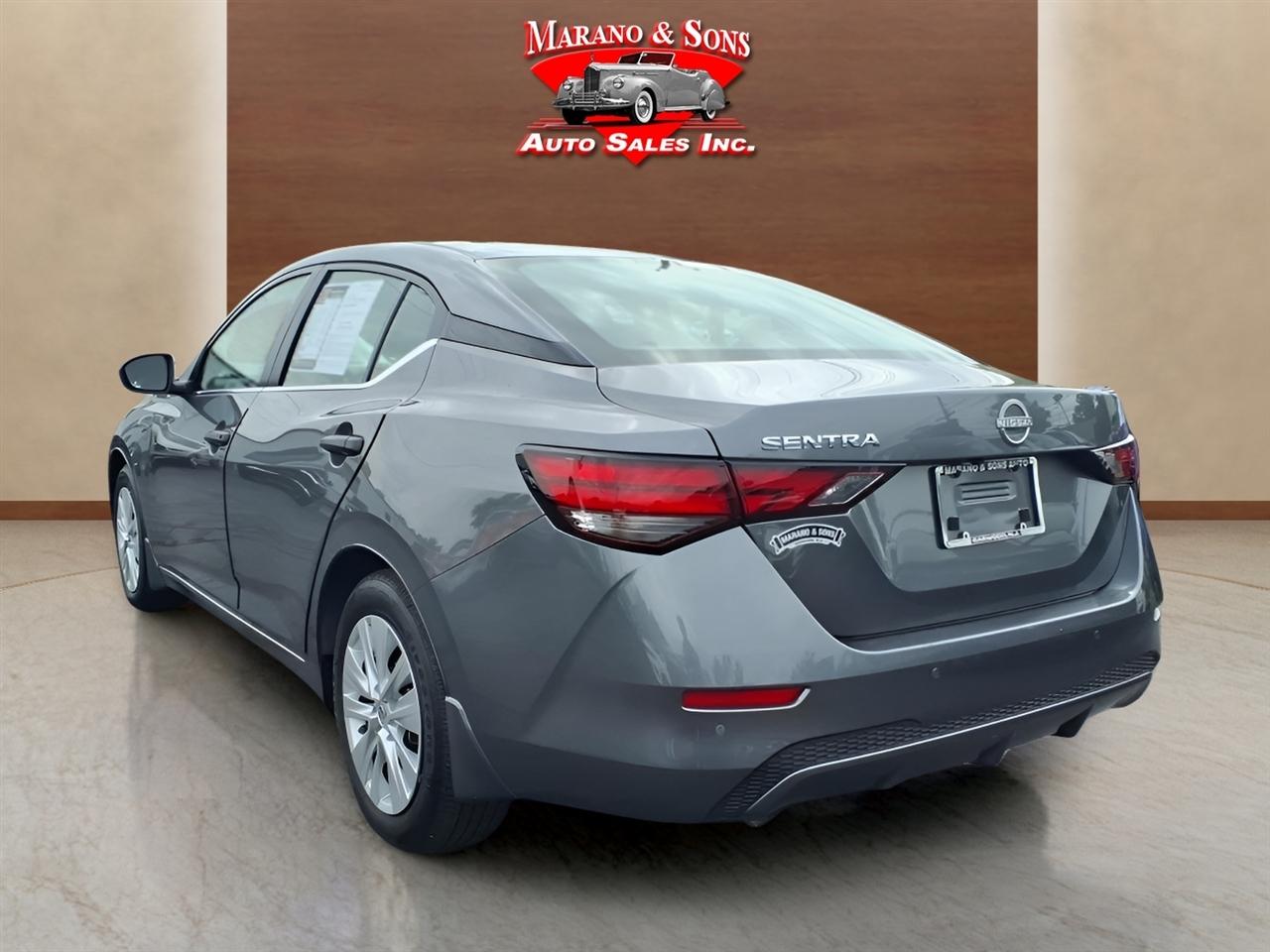 Nissan Sentra S CVT 2025