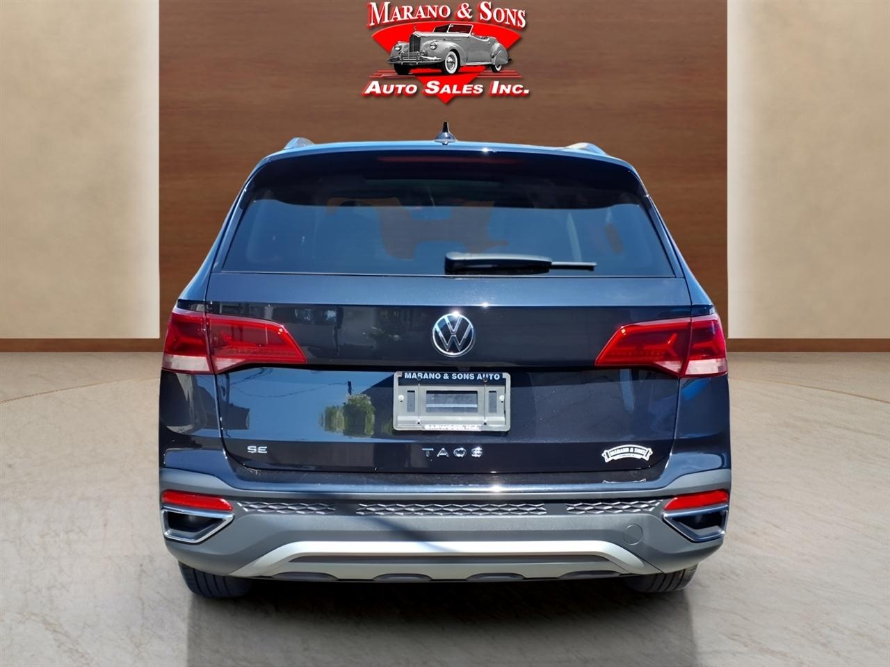 Volkswagen Taos SE FWD 2024