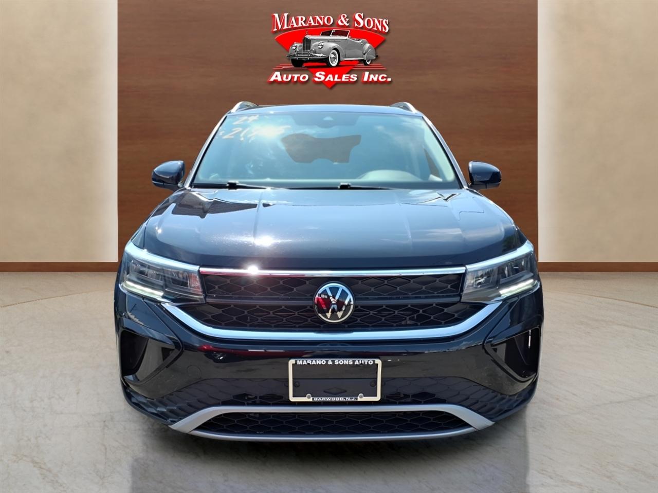 Volkswagen Taos SE FWD 2024