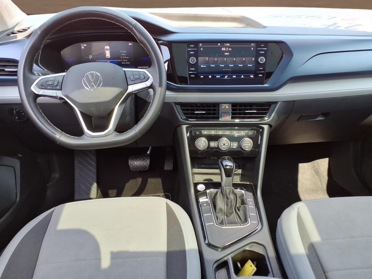 Volkswagen Taos SE FWD 2024