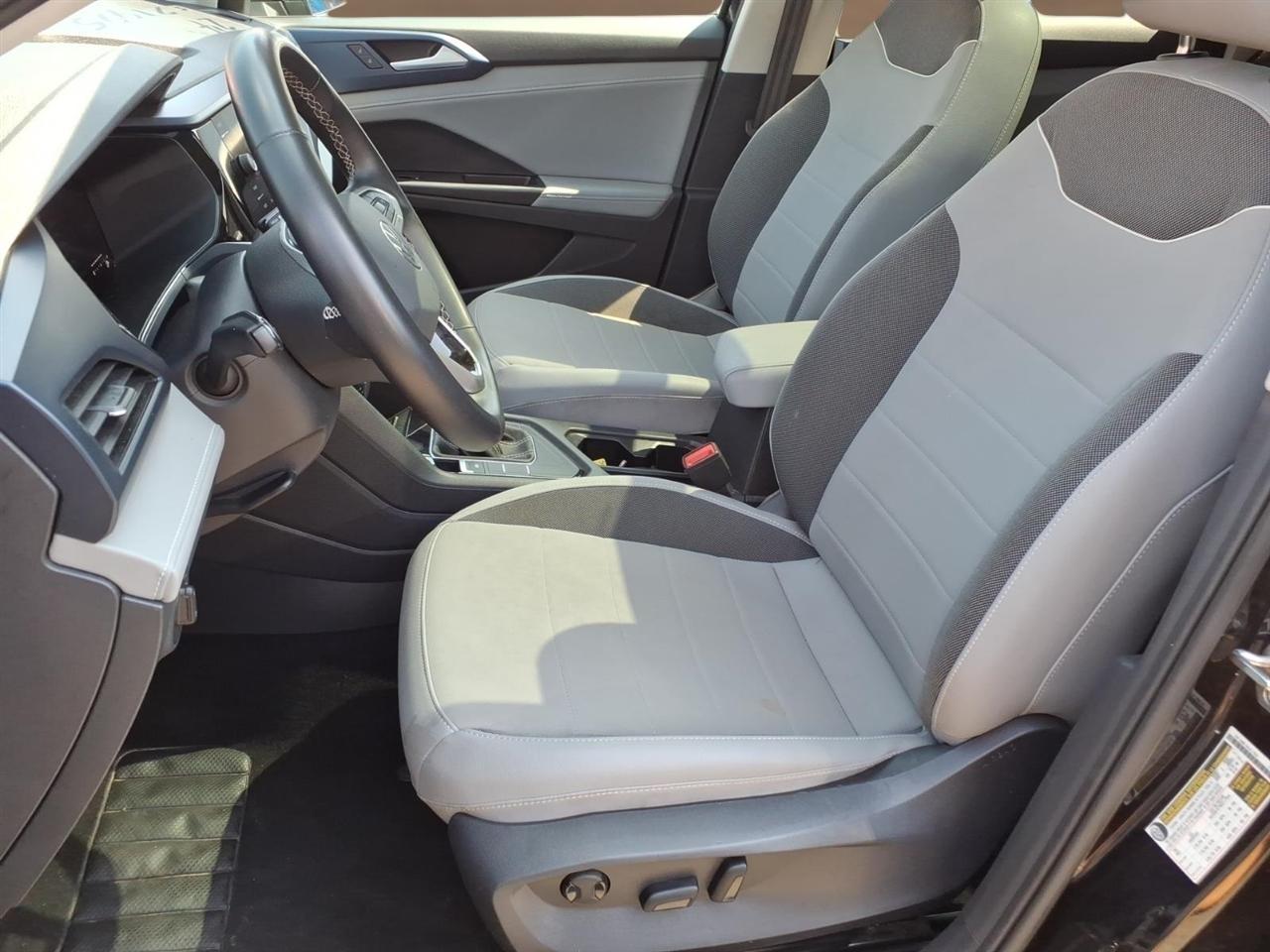 Volkswagen Taos SE FWD 2024