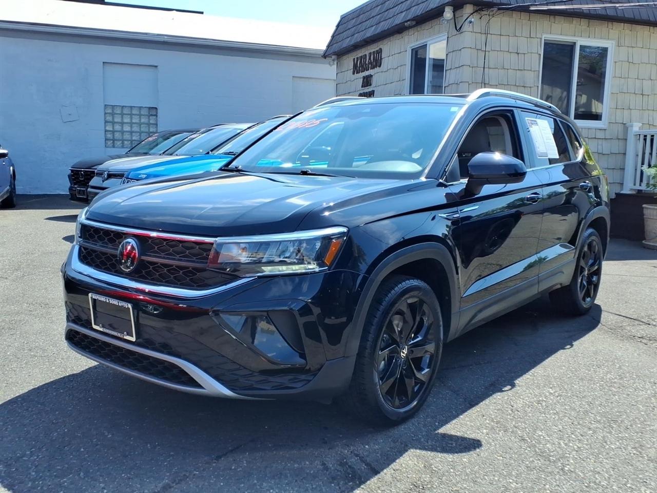 2024 Volkswagen Taos SE FWD