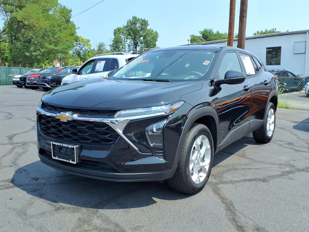 2024 Chevrolet Trax FWD 4dr LS
