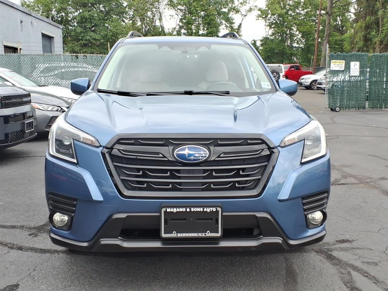 Subaru Forester Premium CVT 2023