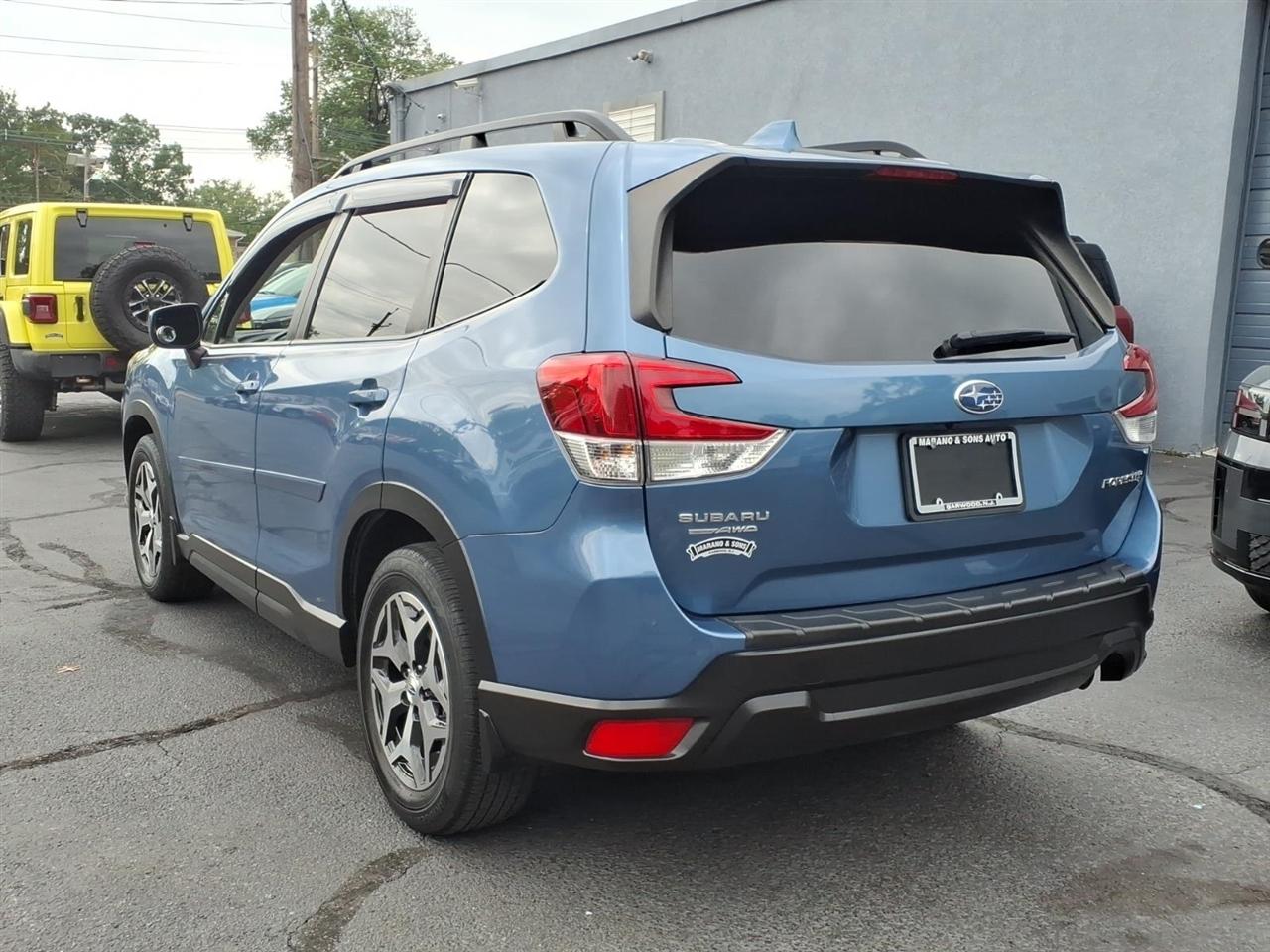 Subaru Forester Premium CVT 2023