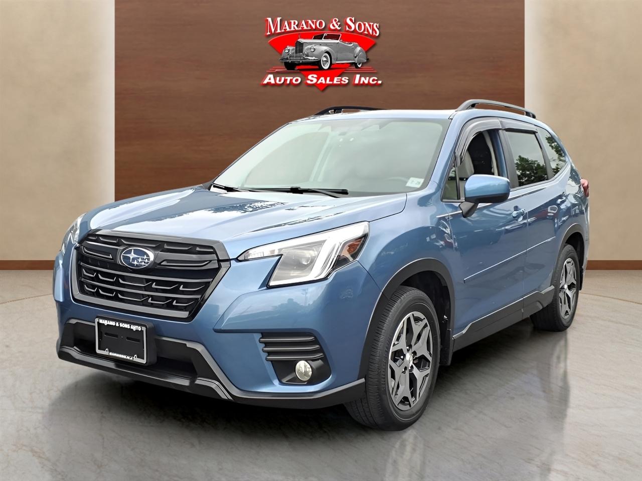 2023 Subaru Forester Premium CVT