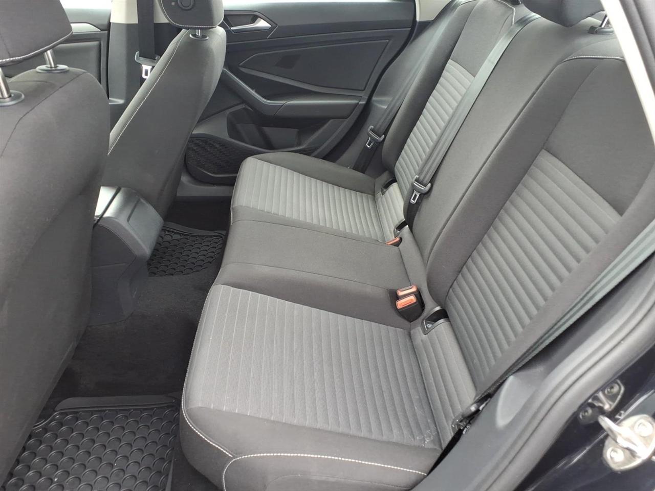 Volkswagen Jetta S Auto 2025
