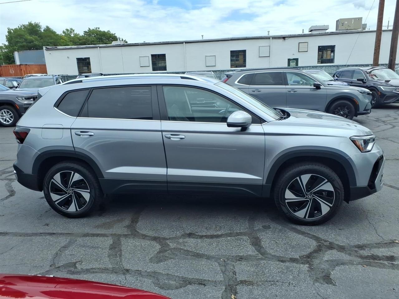 Volkswagen Taos SE 4Motion 2025