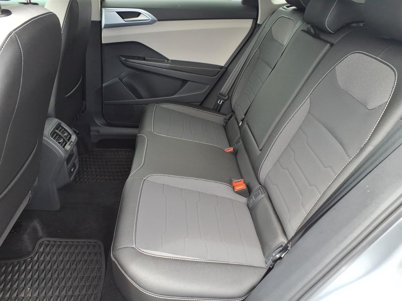 Volkswagen Taos SE 4Motion 2025