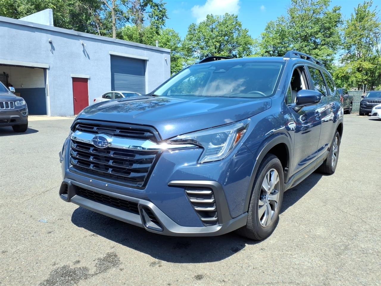 Subaru Ascent Premium 8-Passenger 2025