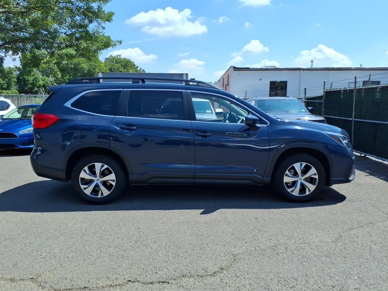 Subaru Ascent Premium 8-Passenger 2025