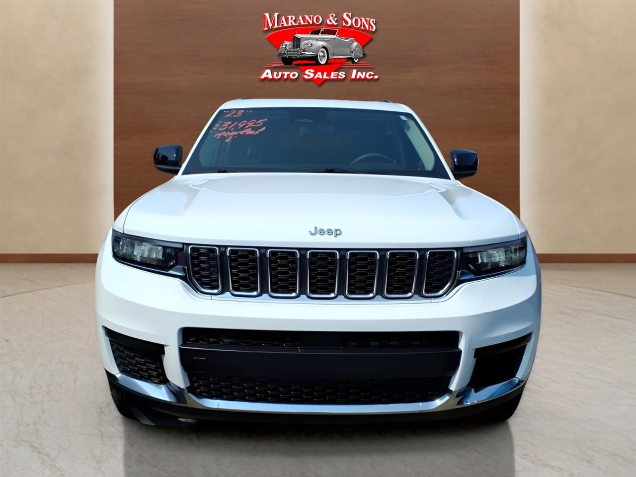 Jeep Grand Cherokee L Laredo 4x4 2023