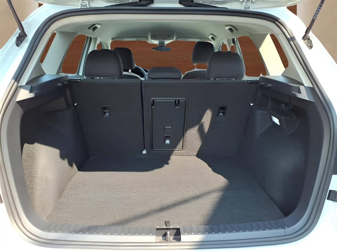 Volkswagen Taos S 4MOTION 2025