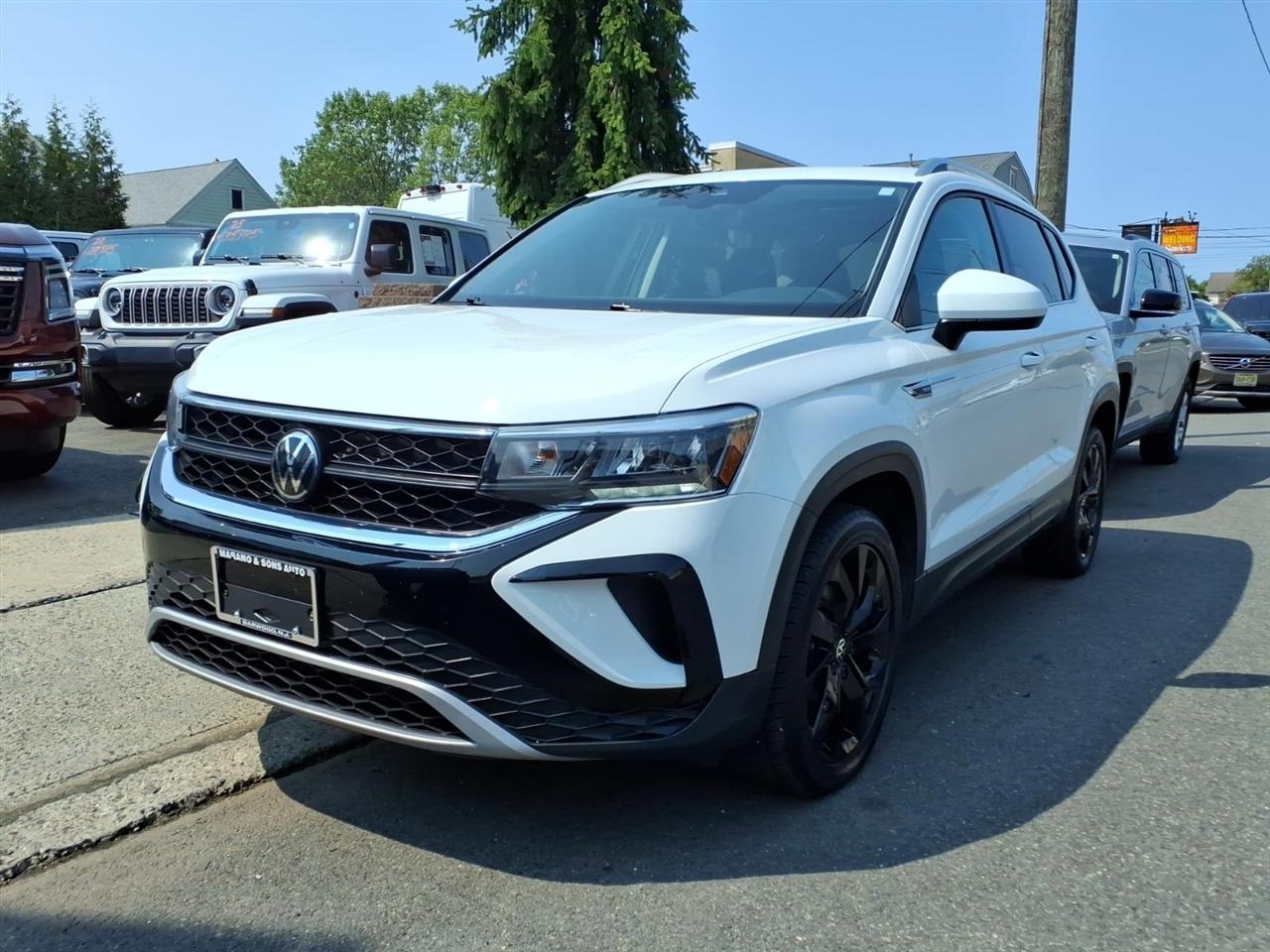 Volkswagen Taos SE FWD 2024
