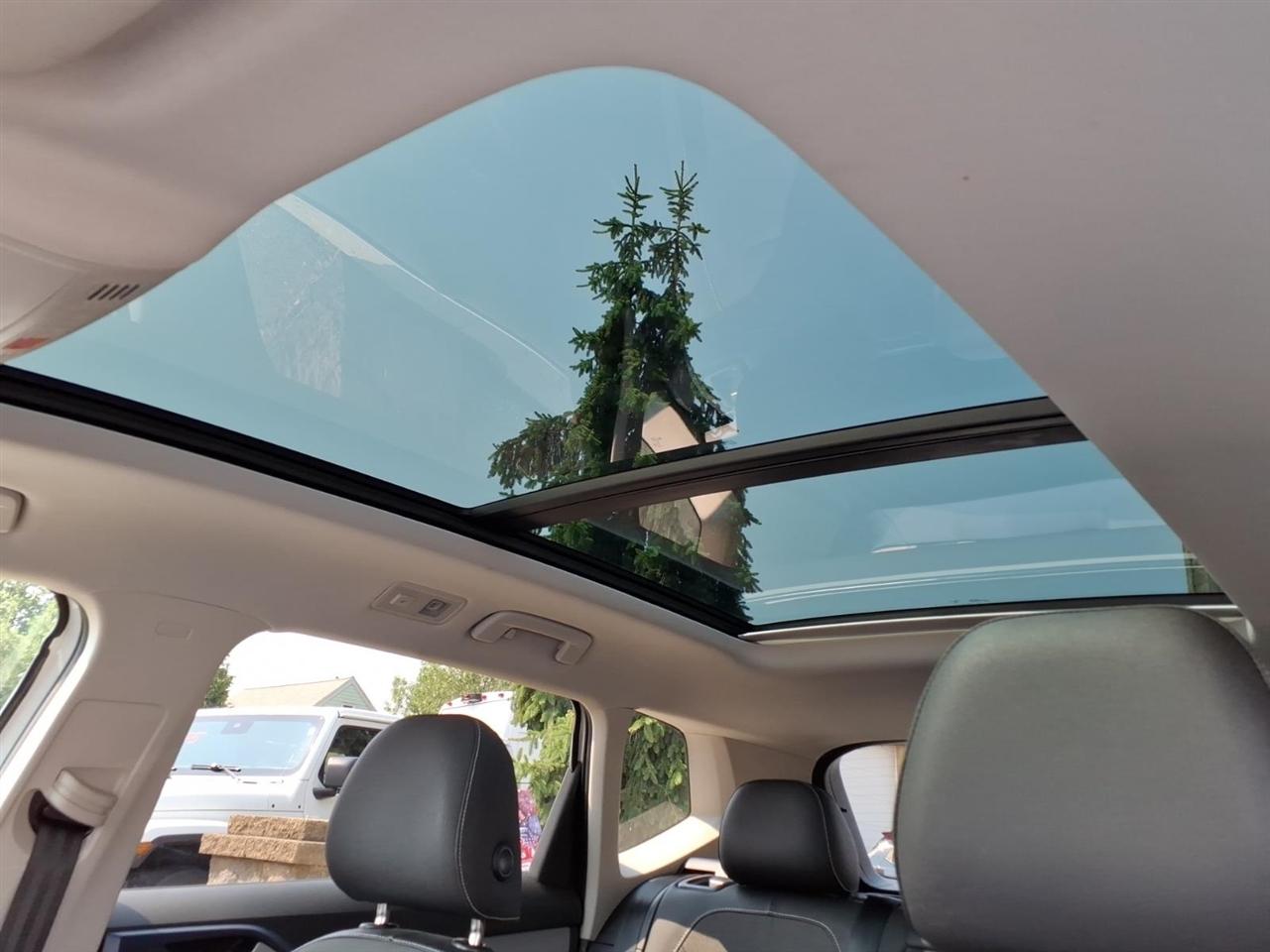 Volkswagen Taos SE FWD 2024