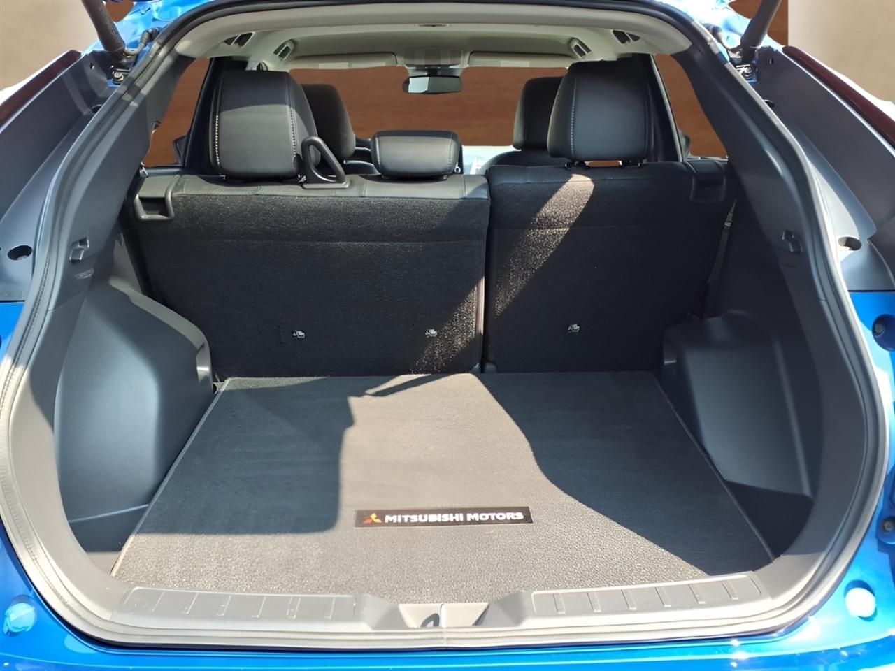 Other Eclipse Cross Black Edition S-AWC 2025
