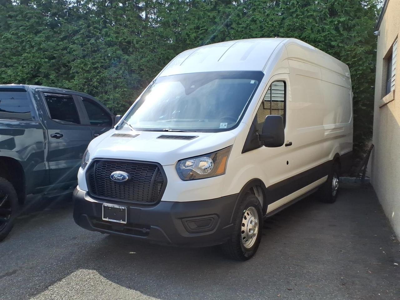 Ford Transit Cargo Van T-250 148" EL Hi Rf 9070 GVWR AWD 2025