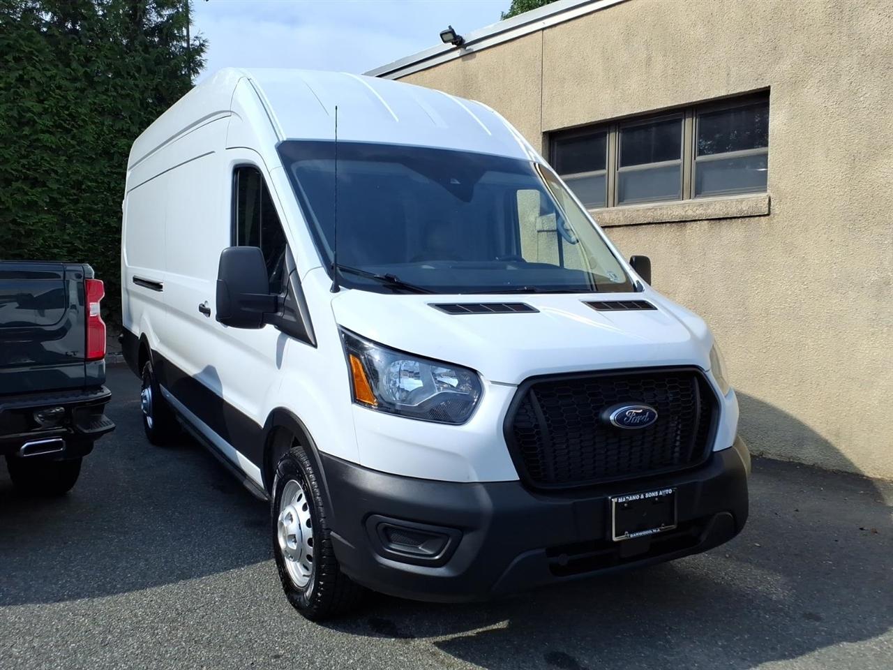 Ford Transit Cargo Van T-250 148" EL Hi Rf 9070 GVWR AWD 2025